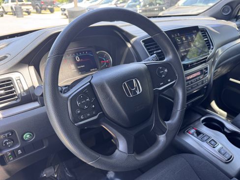 Used 2022 Honda Pilot Sport image 26