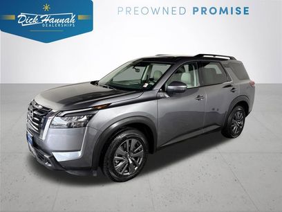 Used 2022 Nissan Pathfinder SV w/ SV Premium Package