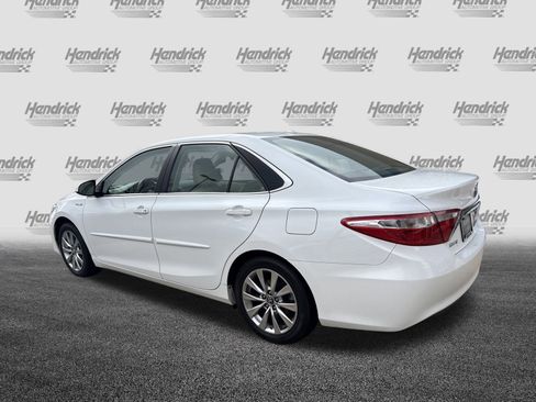 Used 2017 Toyota Camry XLE image 8