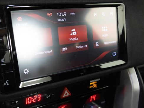 Used 2020 Toyota 86 image 25