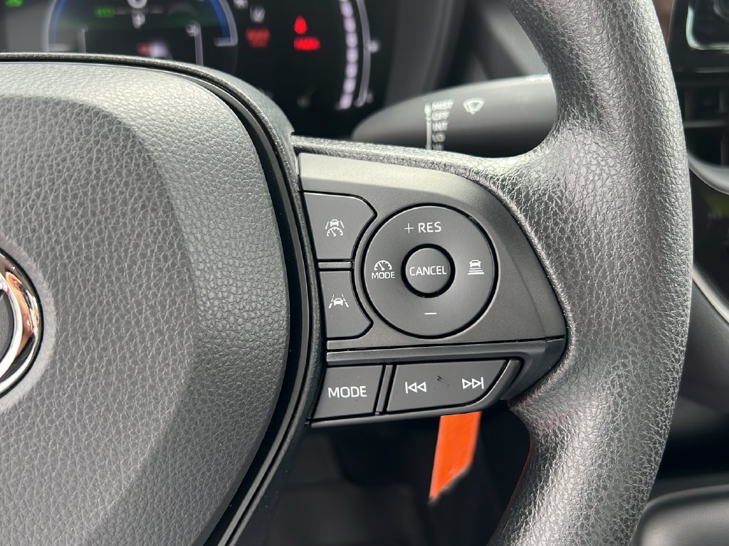 Used 2026 Toyota Corolla LE FWD image 20