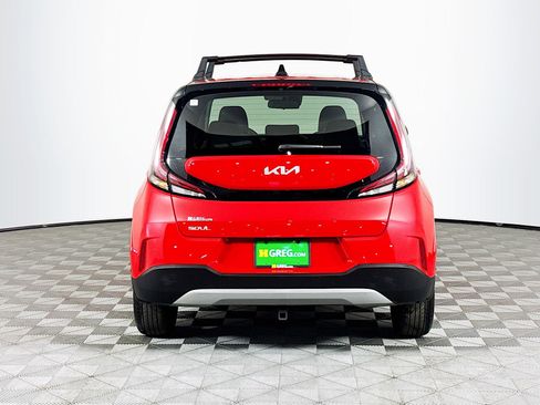 Used 2025 Kia Soul LX image 8