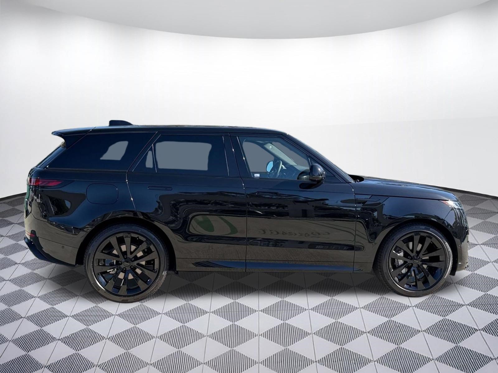 New 2027 Land Rover Range Rover Sport Dynamic SE AWD/4WD image 8