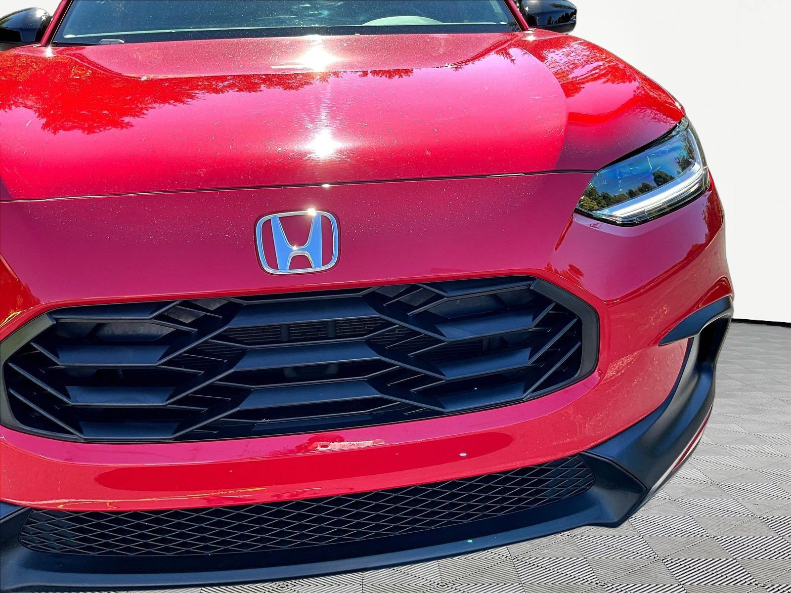 Certified 2024 Honda HR-V Sport image 33