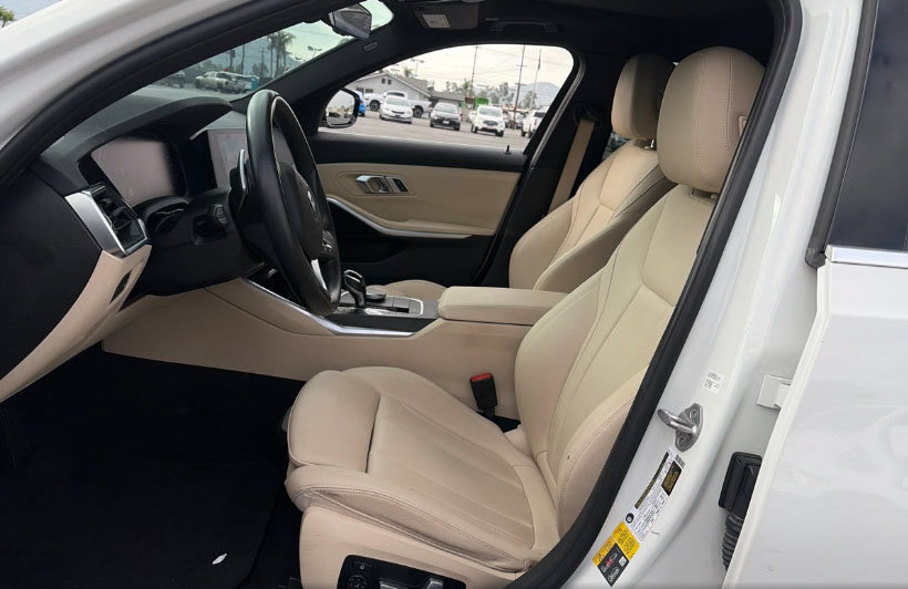 Used 2021 BMW 330e w/ Convenience Package RWD image 4