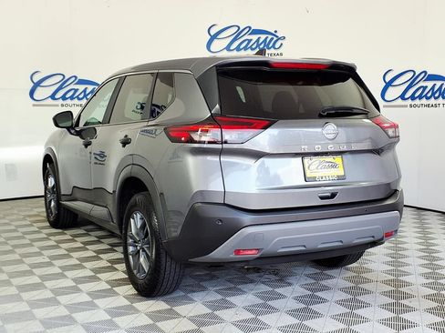 Used 2023 Nissan Rogue S FWD image 2