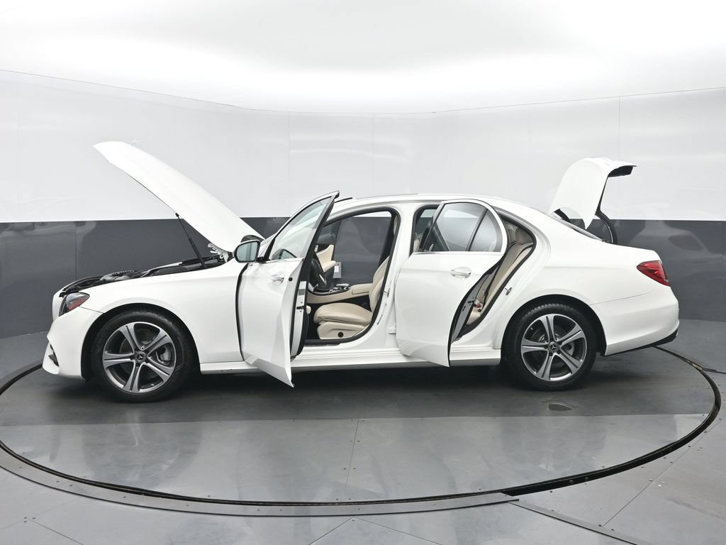 Used 2019 Mercedes-Benz E 300 4MATIC image 37