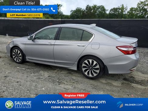 Used 2017 Honda Accord Touring image 3