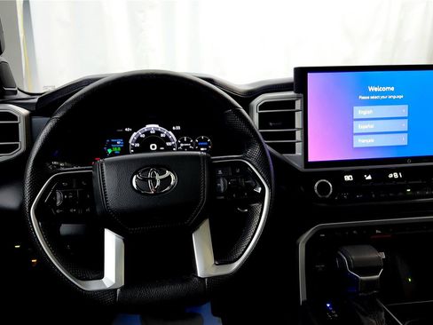 Used 2023 Toyota Tundra Platinum image 38