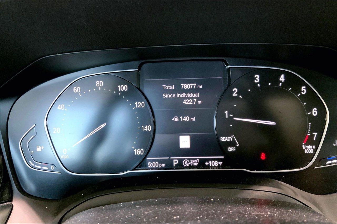 Used 2022 BMW 230i Coupe w/ M Sport Package RWD image 18