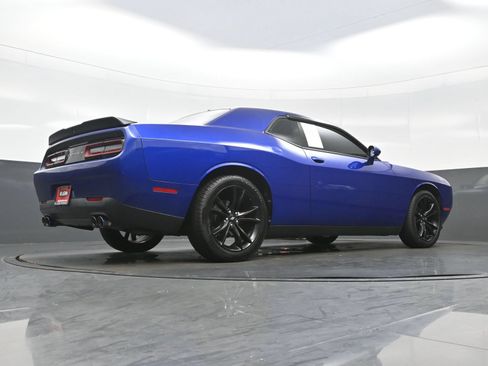 Used 2018 Dodge Challenger SXT w/ Blacktop Package RWD image 31