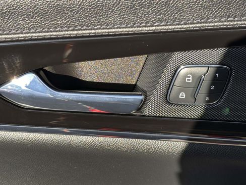 Used 2022 Lincoln Nautilus Reserve w/ Monochromatic Package image 11