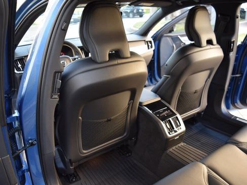 Used 2020 Volvo S90 T6 R-Design image 47