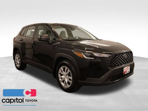 Certified 2024 Toyota Corolla Cross L AWD/4WD image 4