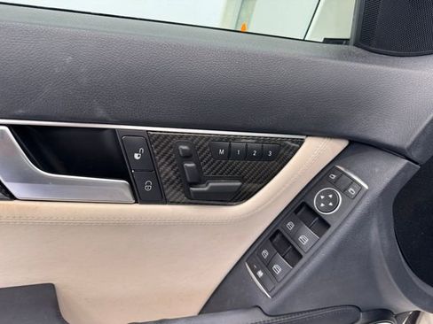 Used 2014 Mercedes-Benz C 63 AMG Sedan image 40