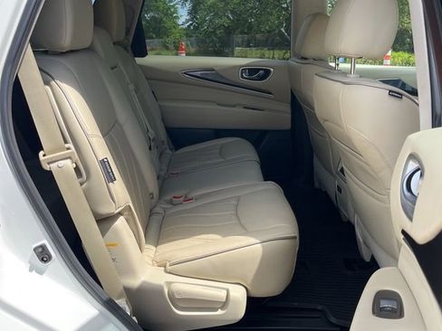 Used 2020 INFINITI QX60 Luxe w/ Essential Package image 13