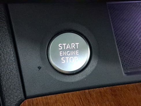 Used 2023 Audi Q5 2.0T Premium image 22