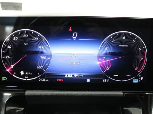 Used 2025 Mercedes-Benz GLA 250 image 19