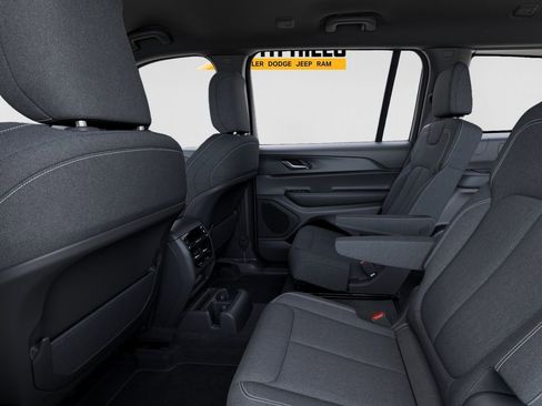 New 2026 Jeep Grand Cherokee L Laredo AWD/4WD image 23