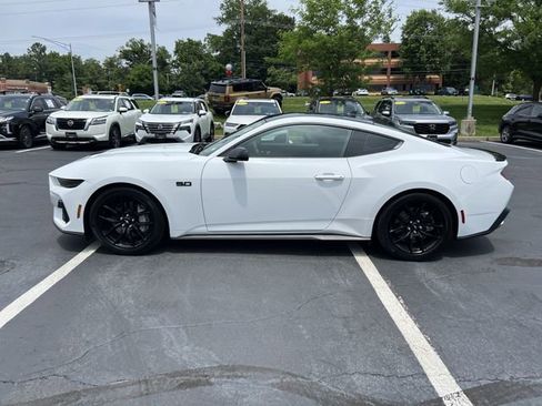 Used 2025 Ford Mustang GT w/ Mustang Nite Pony Package RWD image 6