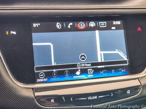 Used 2017 Cadillac XT5 Luxury FWD image 17