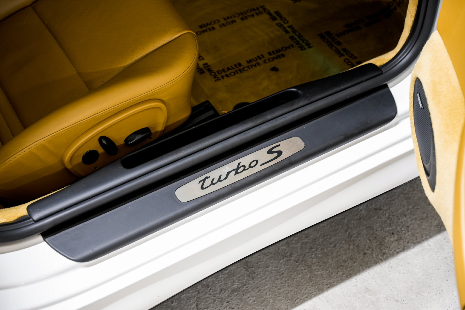 Used 2005 Porsche 911 Turbo S AWD/4WD image 26