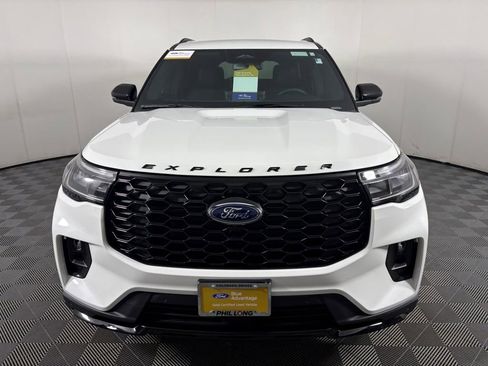 Certified 2025 Ford Explorer ST-Line w/ Premium Package image 2