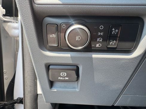Used 2022 Ford F150 XL RWD image 32