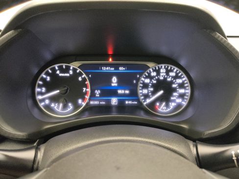 Used 2022 Nissan Sentra SV FWD image 23