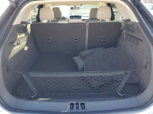 Certified 2023 Lincoln Nautilus Reserve image 7