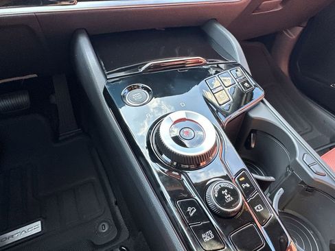 New 2025 Kia Sportage SX Prestige image 23