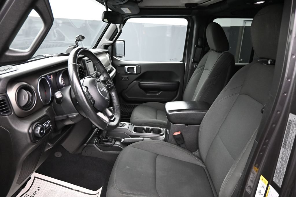 Used 2018 Jeep Wrangler Unlimited Sport AWD/4WD image 11