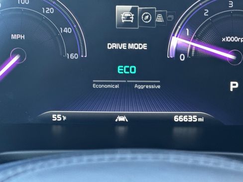 Used 2019 Kia K900 Luxury w/ VIP Package image 26