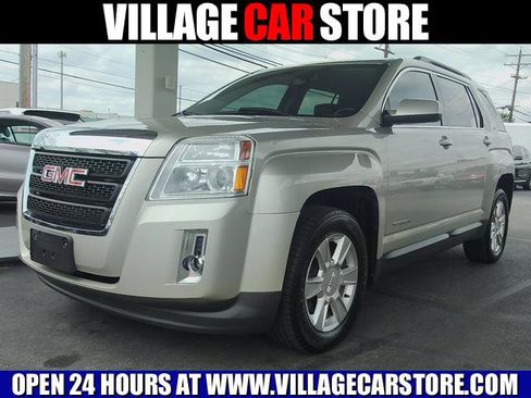 Used 2013 GMC Terrain SLT FWD image 1