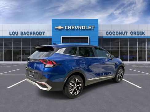 Used 2025 Kia Sportage EX FWD image 8