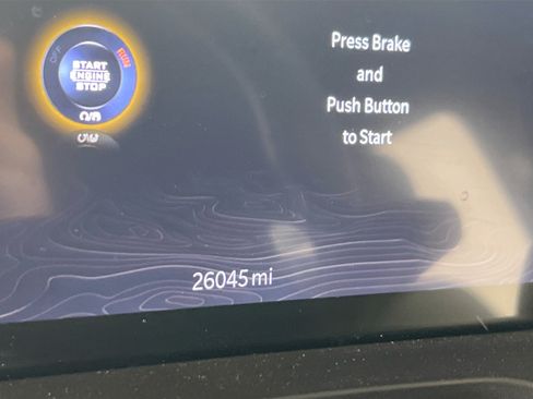 Used 2023 Jeep Grand Cherokee Laredo AWD/4WD image 12