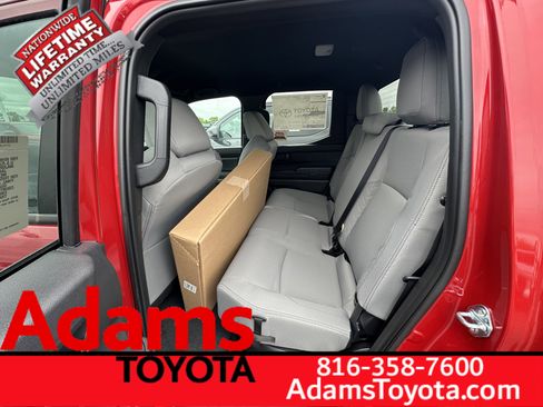 Used 2026 Toyota Tacoma SR5 AWD/4WD image 6