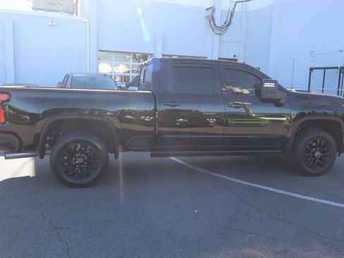 Certified 2025 Chevrolet Silverado 2500 High Country w/ High Country Premium Package image 11