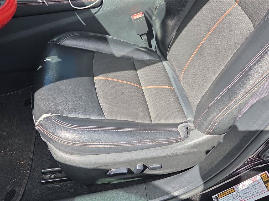 Used 2023 Nissan Altima 2.5 SR FWD image 5