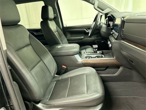 Used 2022 GMC Sierra 1500 SLT w/ SLT Premium Plus Package image 22