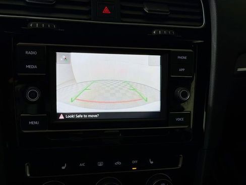Used 2020 Volkswagen GTI S image 15