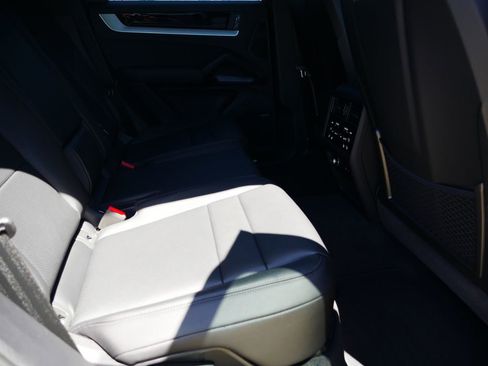 New 2026 Porsche Cayenne AWD/4WD image 20