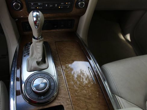 Used 2014 INFINITI QX80 4WD w/ Theater Package image 42