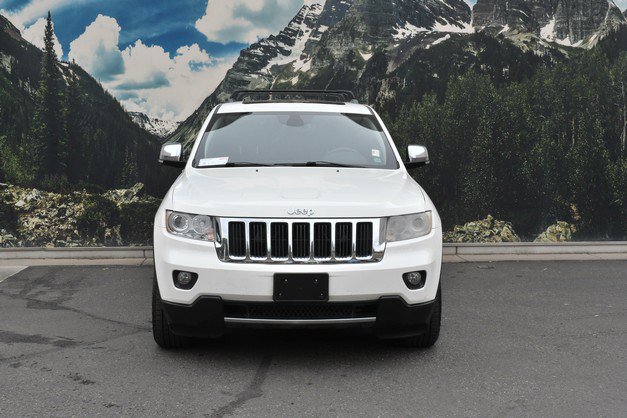 Used 2012 Jeep Grand Cherokee Limited w/ Luxury Group II AWD/4WD image 5