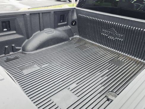 Used 2015 Ford F150 XLT w/ Trailer Tow Package image 12