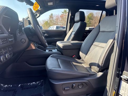 Used 2024 Chevrolet Tahoe High Country image 9