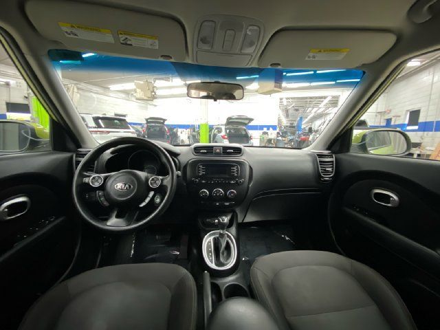 Used 2015 Kia Soul FWD image 26