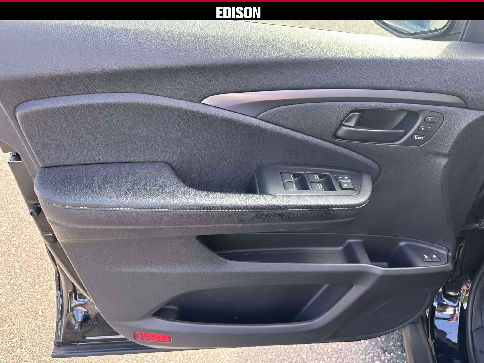 Used 2023 Honda Passport EX-L image 15