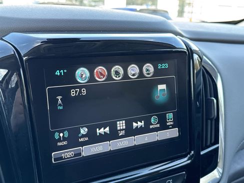 Used 2018 Chevrolet Traverse Premier image 24