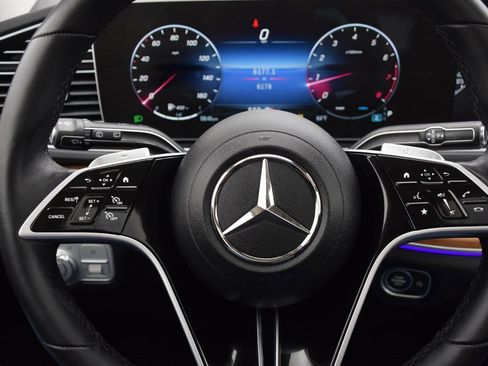 Used 2025 Mercedes-Benz GLE 350 4MATIC image 22